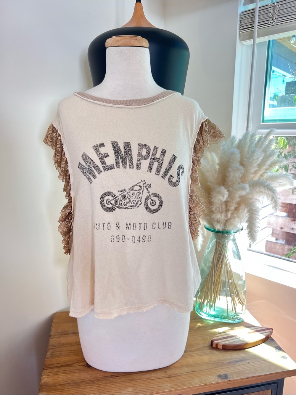 We The Free Memphis Graphic Tee Lace Sleeve Top Cream Boho Size S - Picture 2 of 8